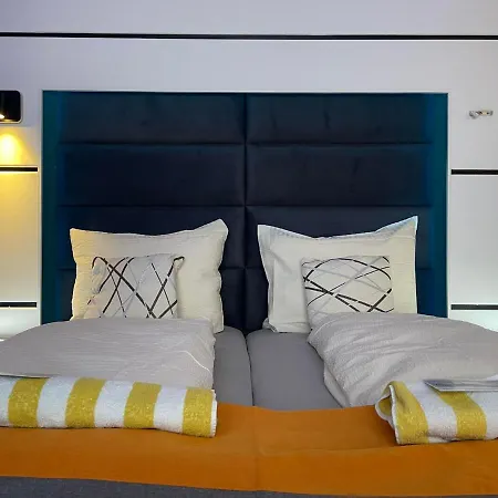 Themenpartment Starcruiser Γκελσενκίρτσεν